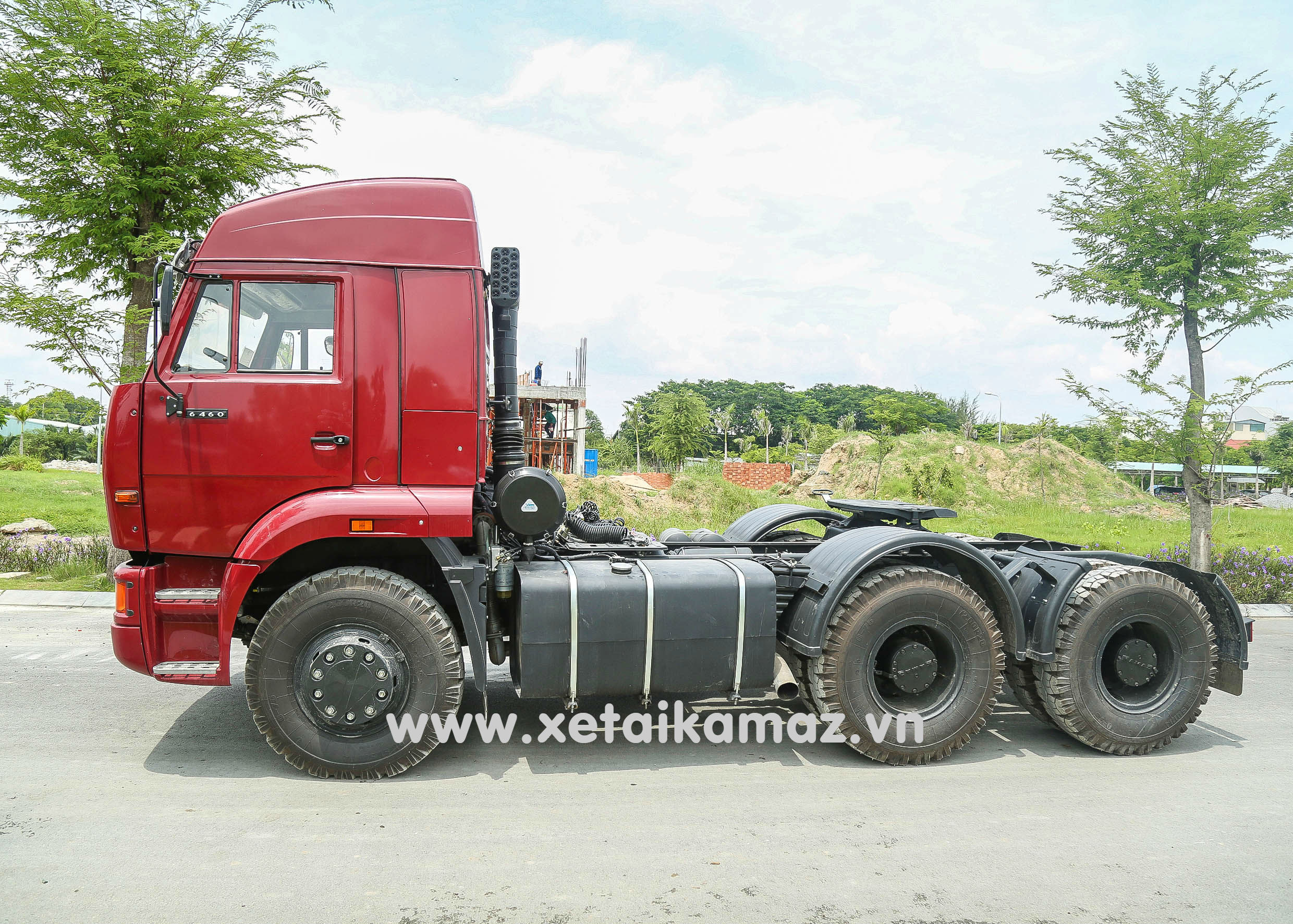 Xe Đầu Kéo Kamaz 6460 Và 65116