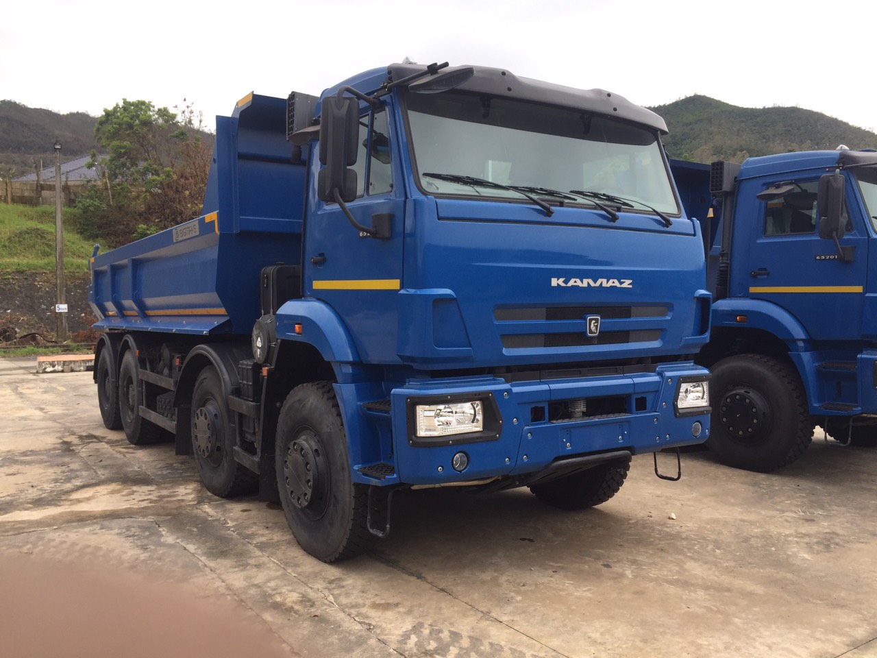 XE BEN KAMAZ 65201 (8x4) 4 CHÂN ĐỜI 2022 EURO 5| THÙNG ĐÚC OVAL 12 KHỐI| XE BEN KAMAZ 16 TẤN | XE BEN 4 CHÂN